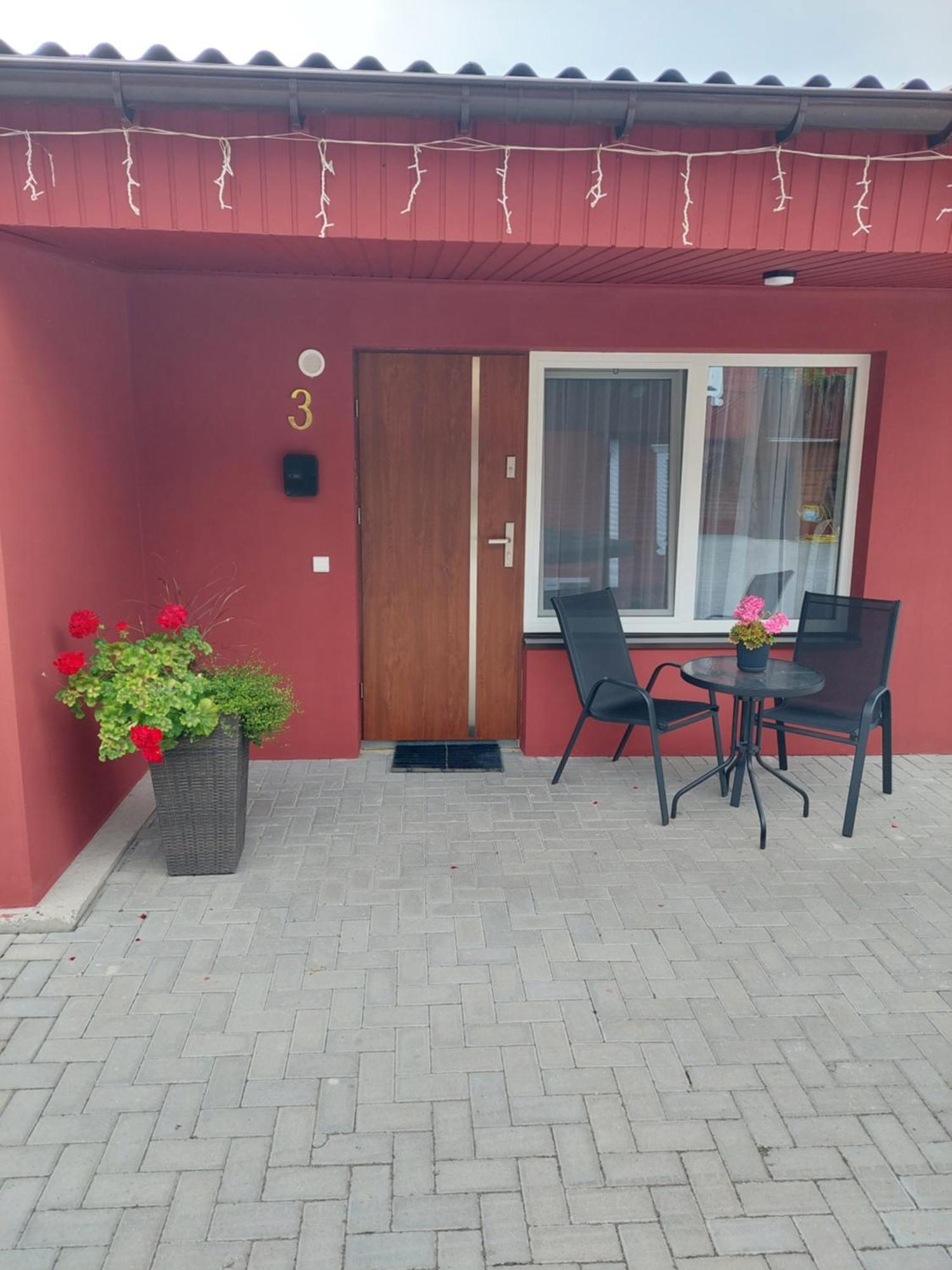 Apartament Lapiu Ola Uciana Zewnętrze zdjęcie
